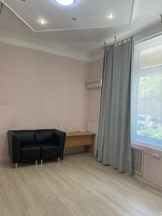 1-кімнатна квартира, Голосіївський: підземний паркінг, косметичний ремонт - фото 1