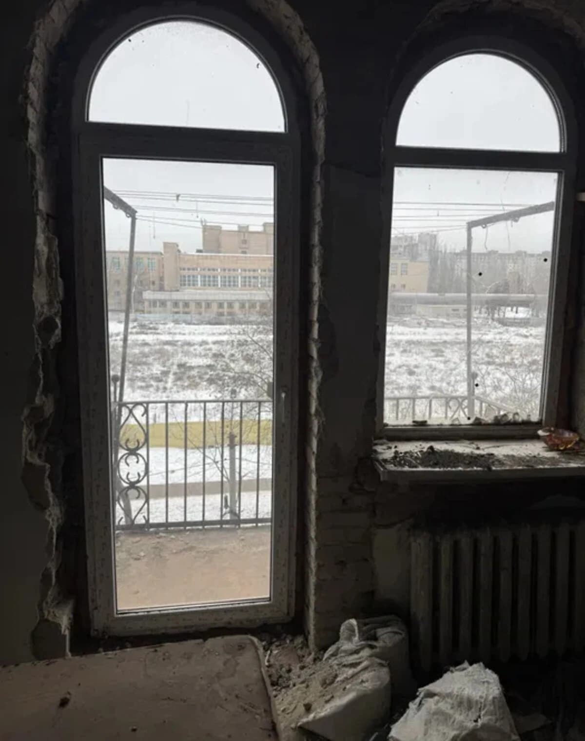 3-кімнатна квартира, Кривий Ріг: мансарда, камін - фото 2