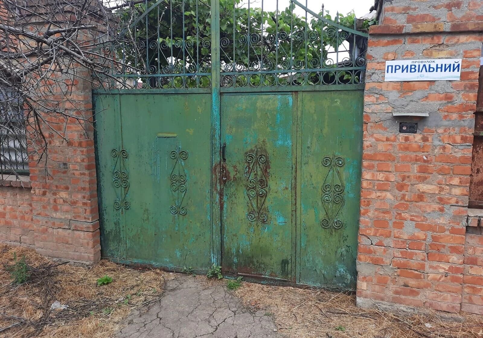 Будинок, Каравелове: гараж, пічне опалення
