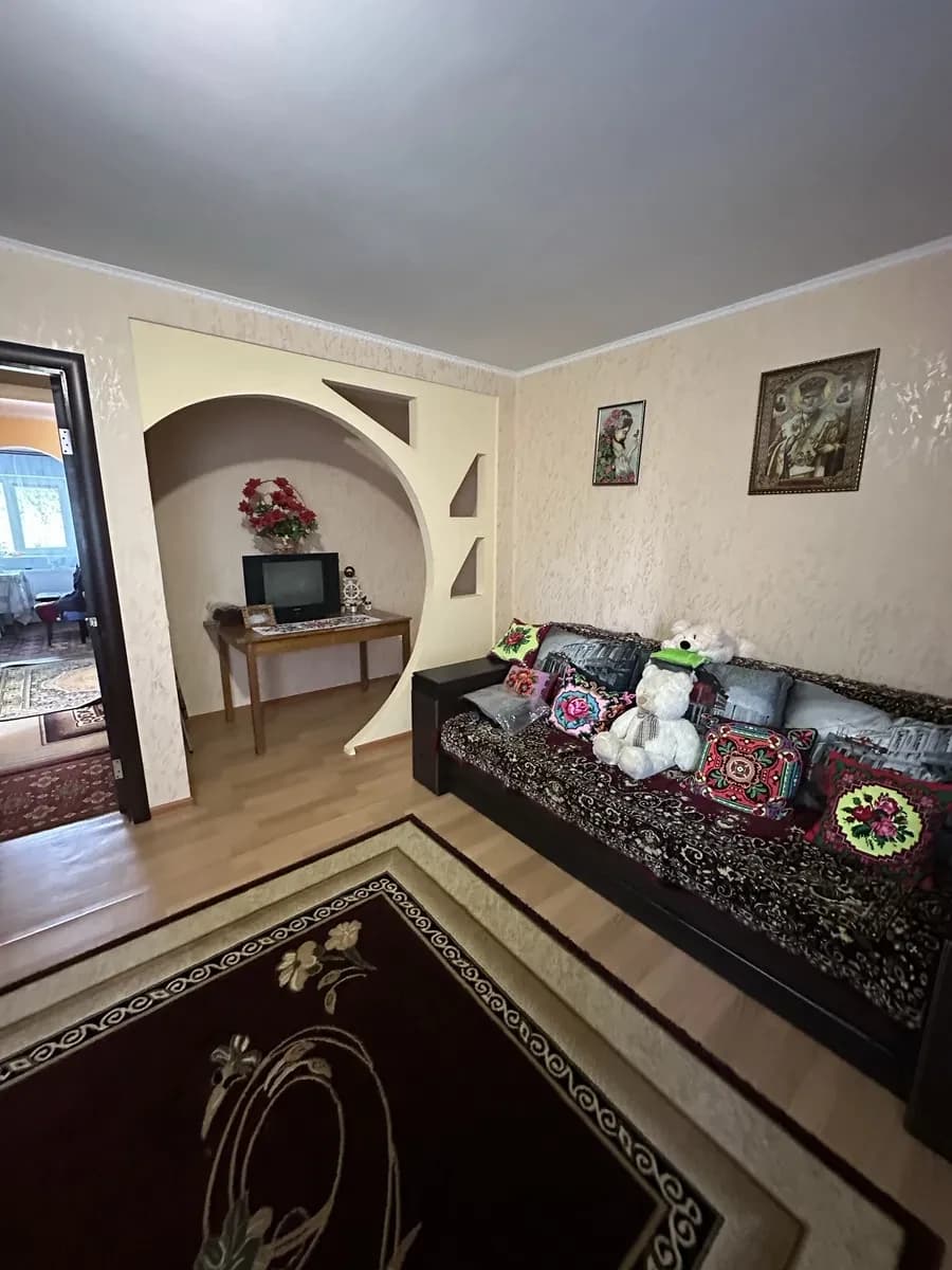 2-кімнатна квартира, Старокостянтинів: гараж, літня кухня, город - фото 2