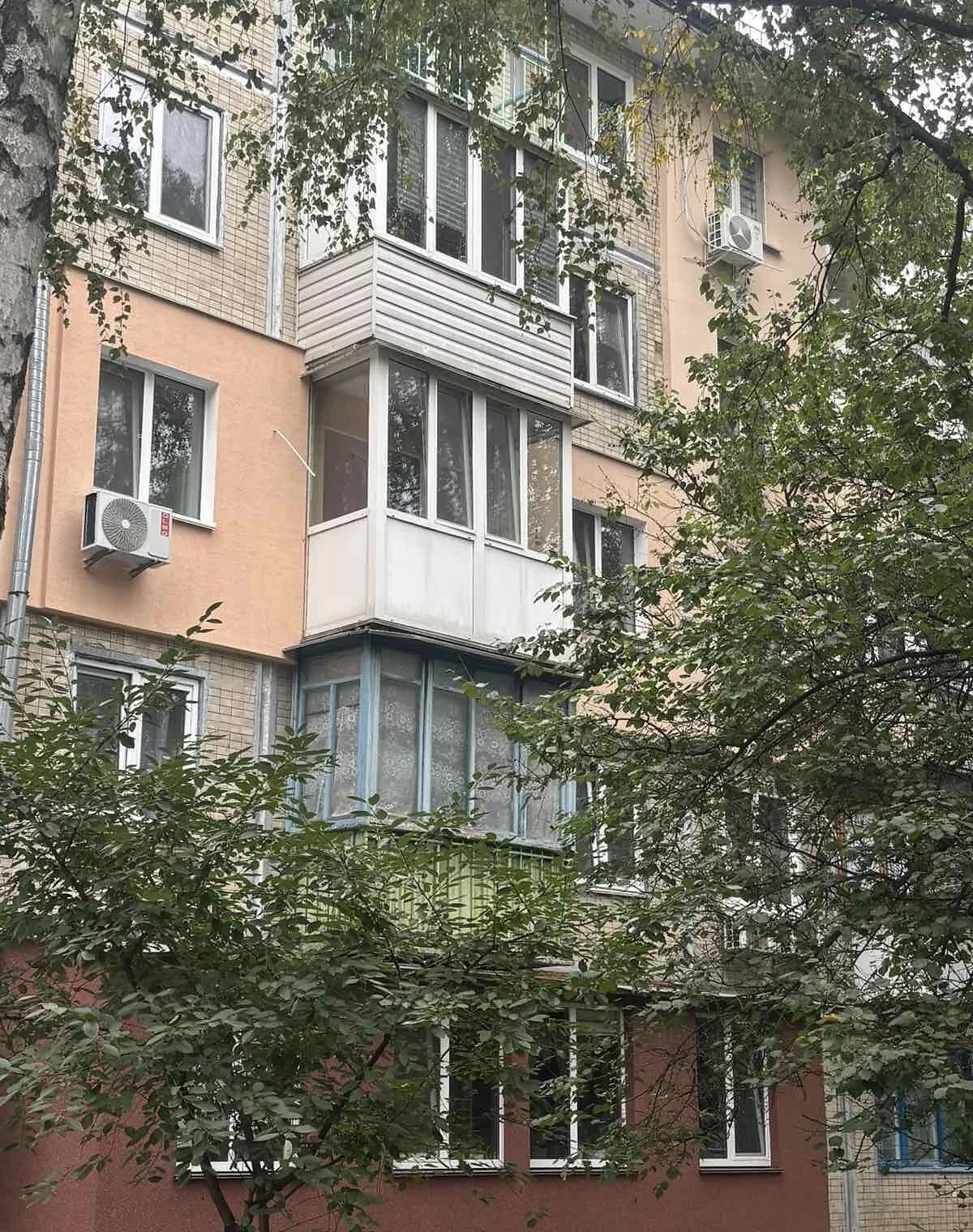 2-кімнатна квартира, Солом'янський: вода без світла, метро Шулявська - фото 1