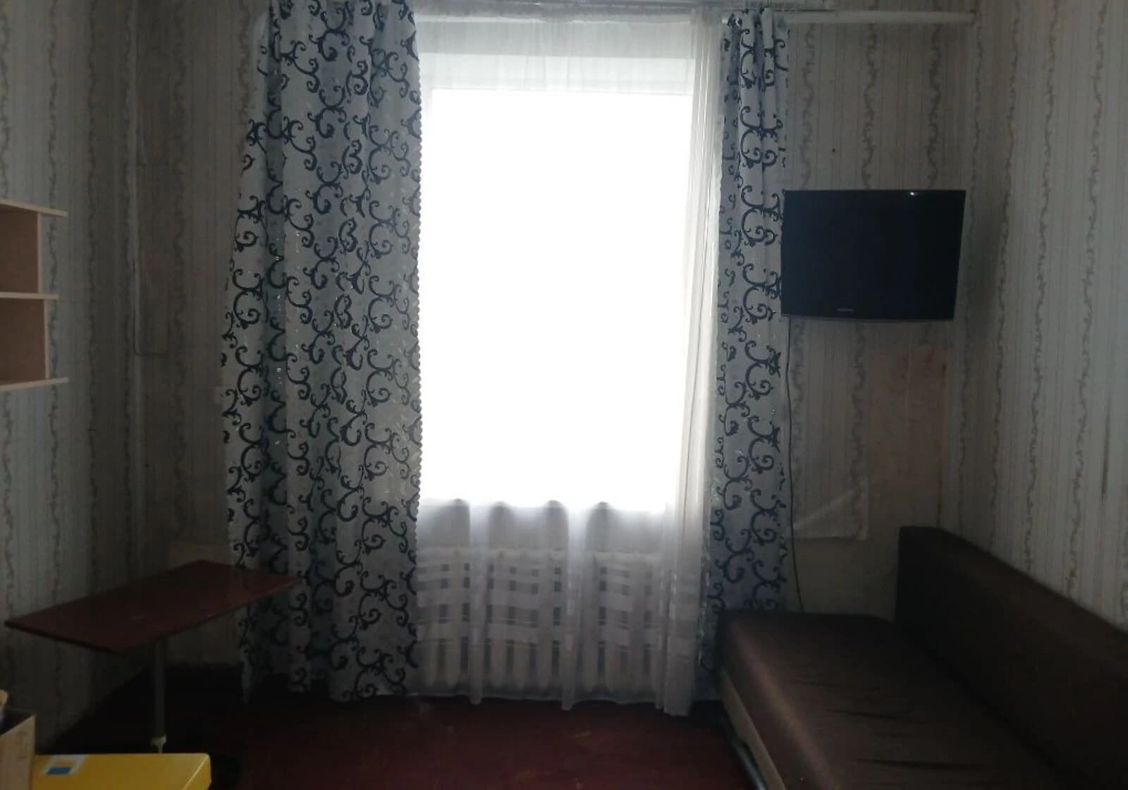 Кімната, Конотоп: гуртожиток, 2 поверх із 2
