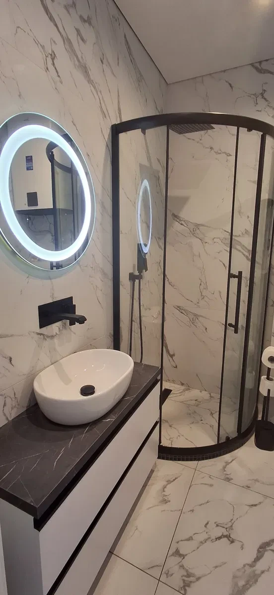 Євродвушка у ЖК Club House: дизайнерський ремонт, резервне живлення - фото 2