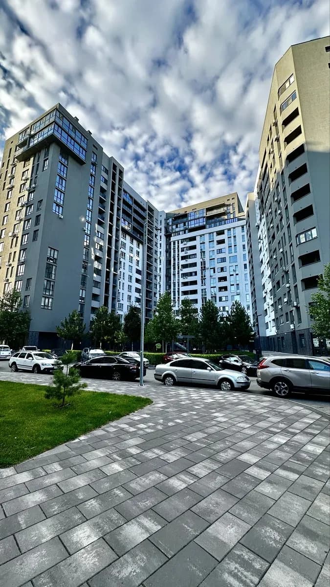 2-кімнатна квартира у ЖК Paradise Avenue: генератор, єОселя