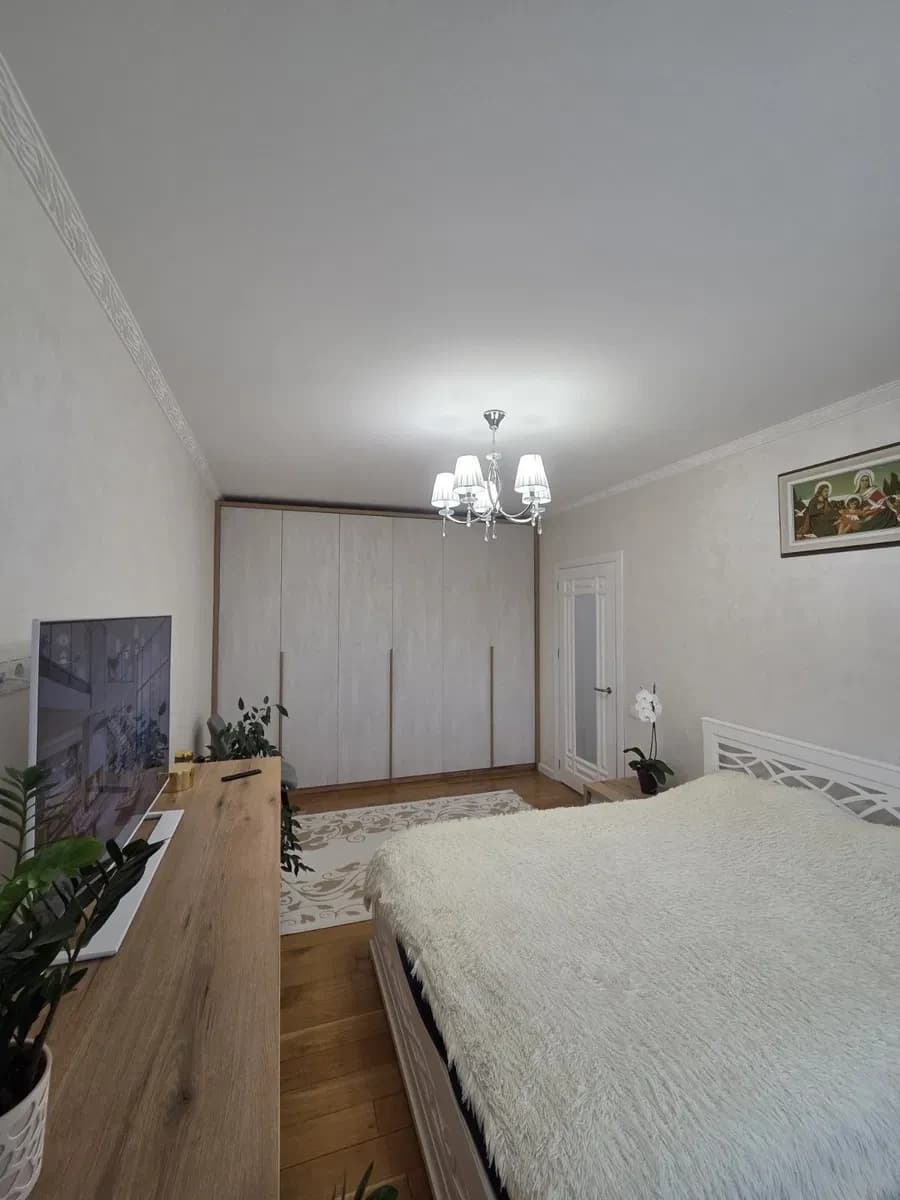 2-кімнатна квартира, Жовква: євроремонт, меблі й техніка - фото 2