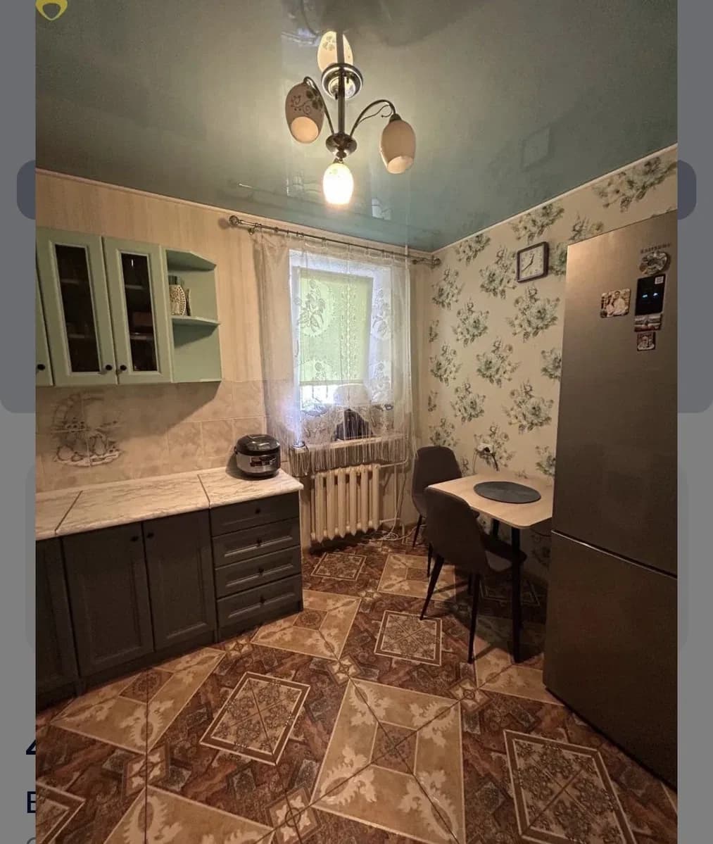 2-кімнатна квартира, Приморський: автовокзал, косметичний ремонт