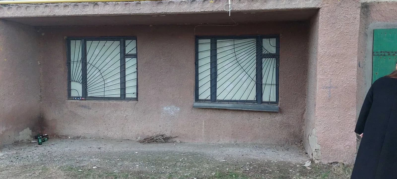 Приміщення, Рені: 1-й поверх, з ремонтом, поруч із центром