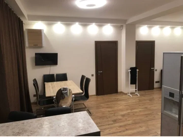 3-кімнатна квартира, Шевченківський: єОселя, євроремонт, великий балкон - фото 4