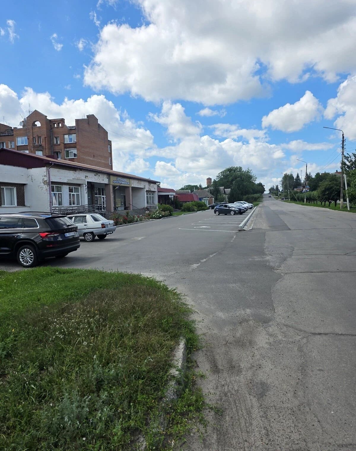 Приміщення, Зіньків: фасадне, кондиціонери, відкрита стоянка - фото 5