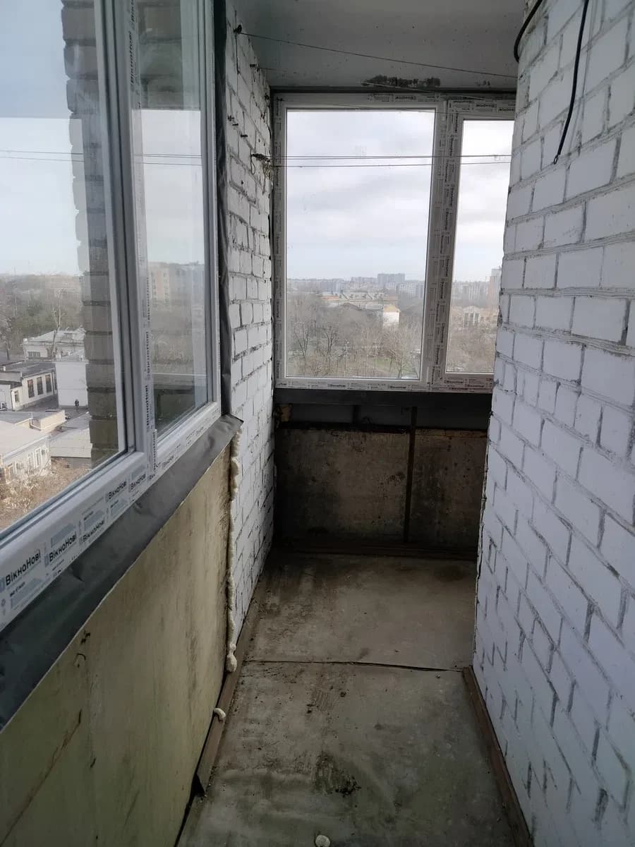 3-кімнатна квартира, Заводський: під ремонт, два балкони - фото 3
