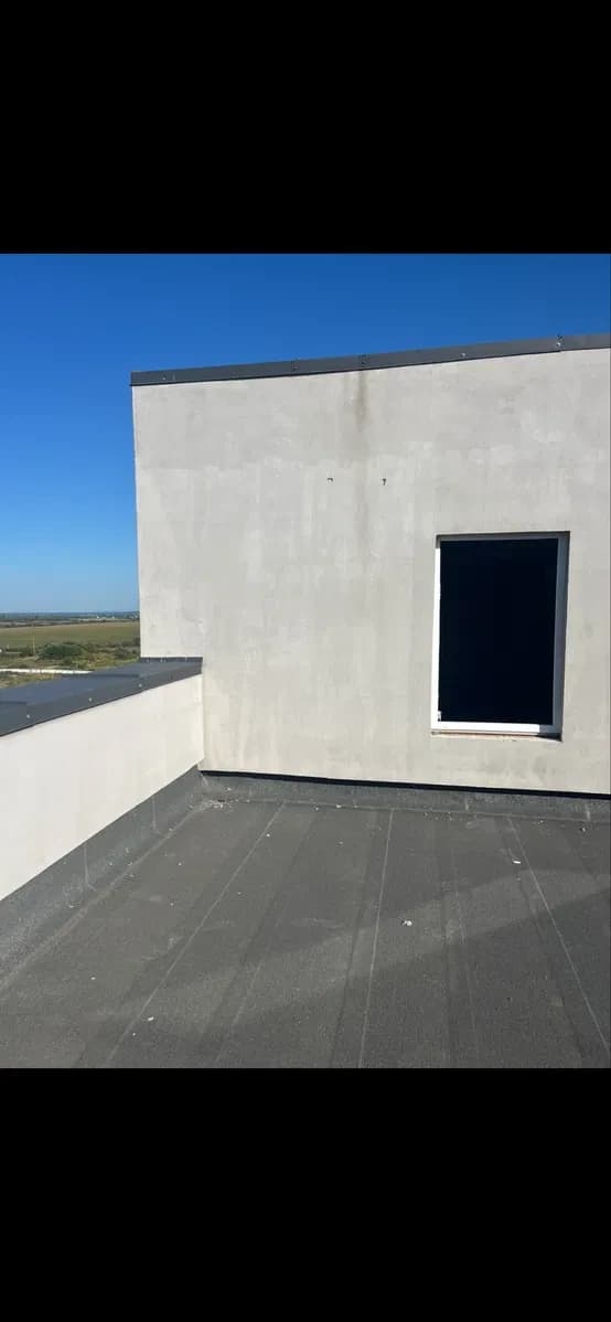 1-кімнатна квартира у ЖК Сусіди: тераса 40 м², переуступка - фото 1