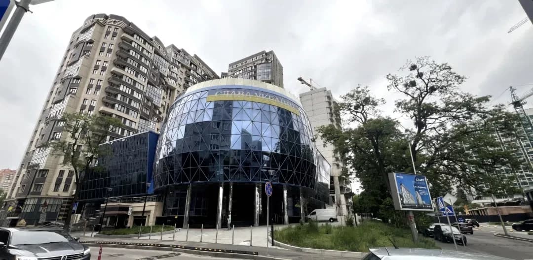 Приміщення у ЖК Престиж Хол: окремі входи, літня тераса - фото 1