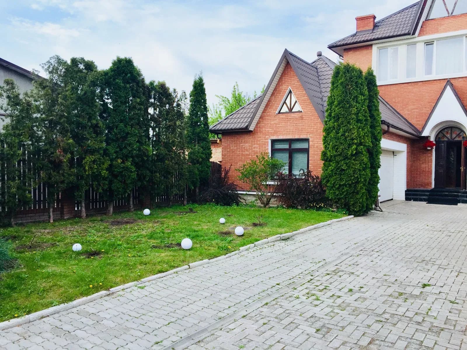 Будинок, Рівне: сауна, джакузі, альтанка з мангалом - фото 2