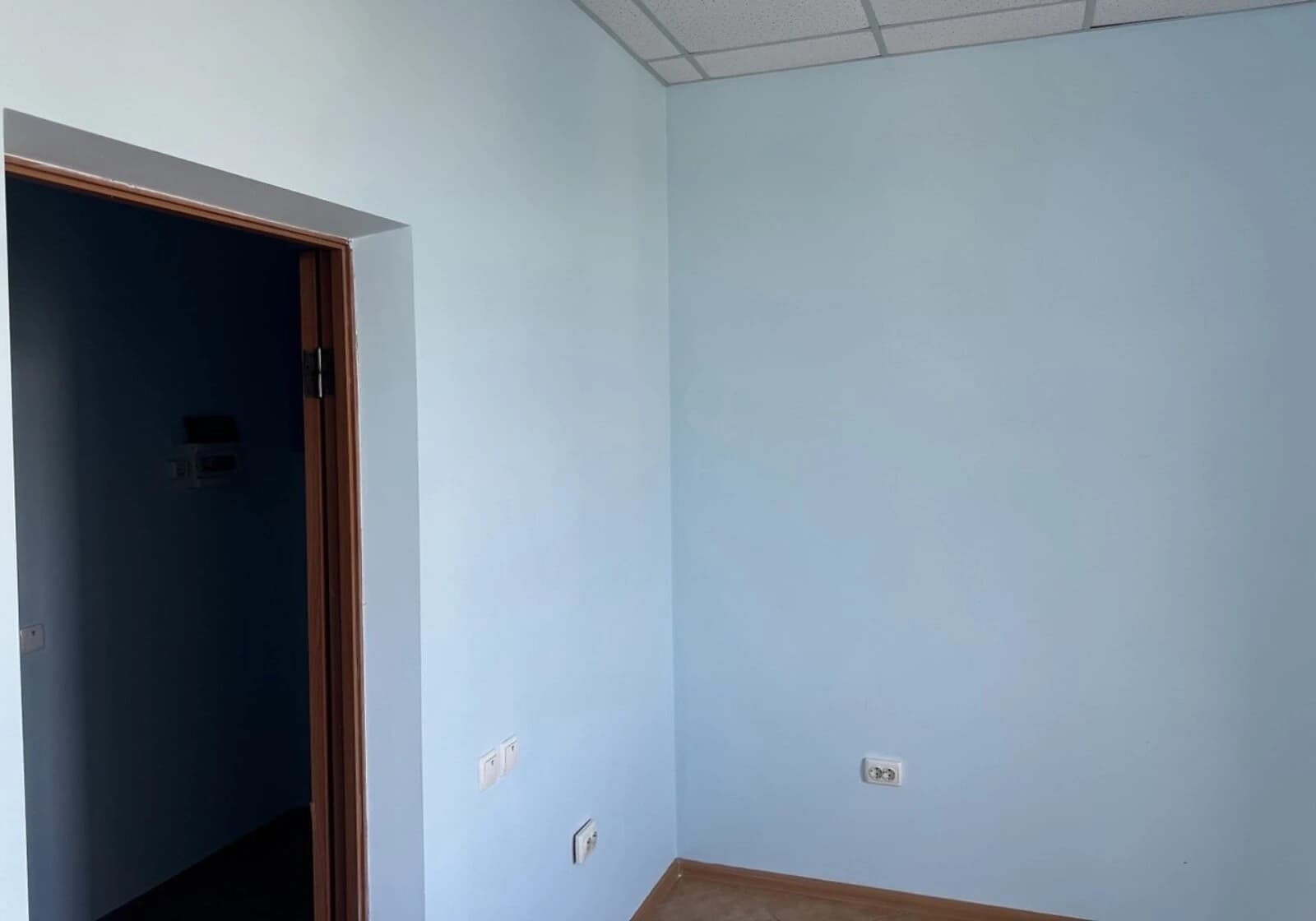Офіс, Центр: резервне живлення, санвузол у приміщенні - фото 3