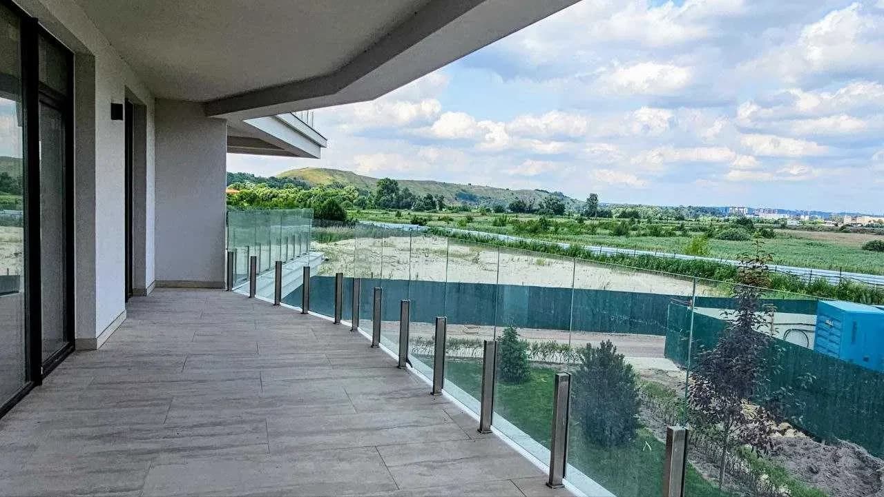 3-кімнатна квартира у ЖК Park Lake City: тераса, вид на озеро - фото 4