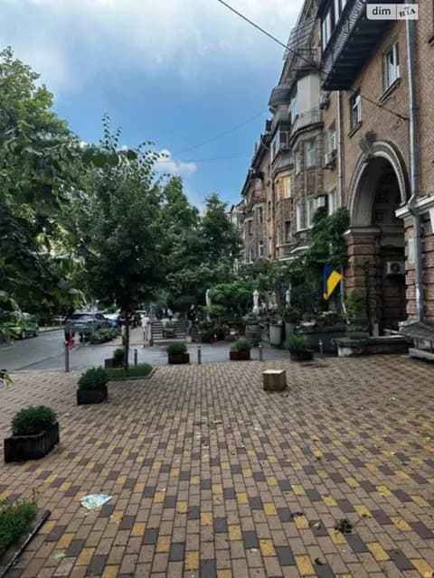 1-кімнатна квартира, Паньківщина: метро Університет, під ремонт - фото 1