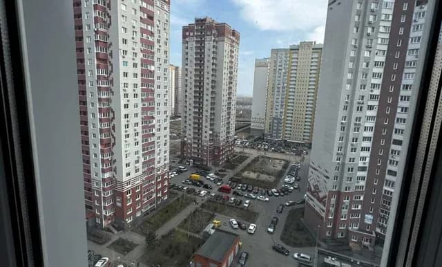 3-кімнатна квартира у ЖК Патріотика: інвертор, метро 10 хв пішки - фото 5