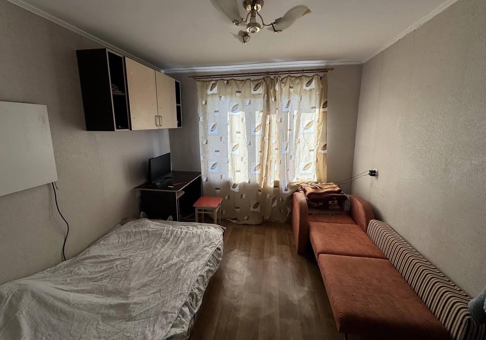 1-кімнатна квартира, Супрунівка: бойлер, торг