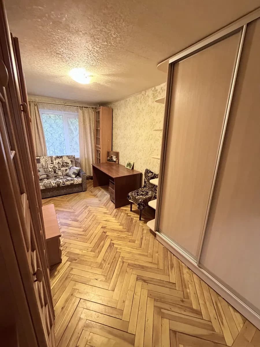 2-кімнатна квартира, Салтівський: житловий стан, балкон із льохом, метро пішки - фото 2