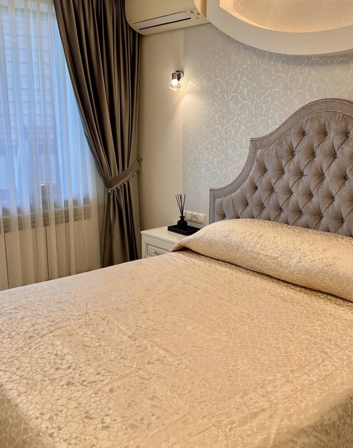 2-кімнатна квартира, Київський: дизайнерський ремонт, закріплене паркомісце - фото 3