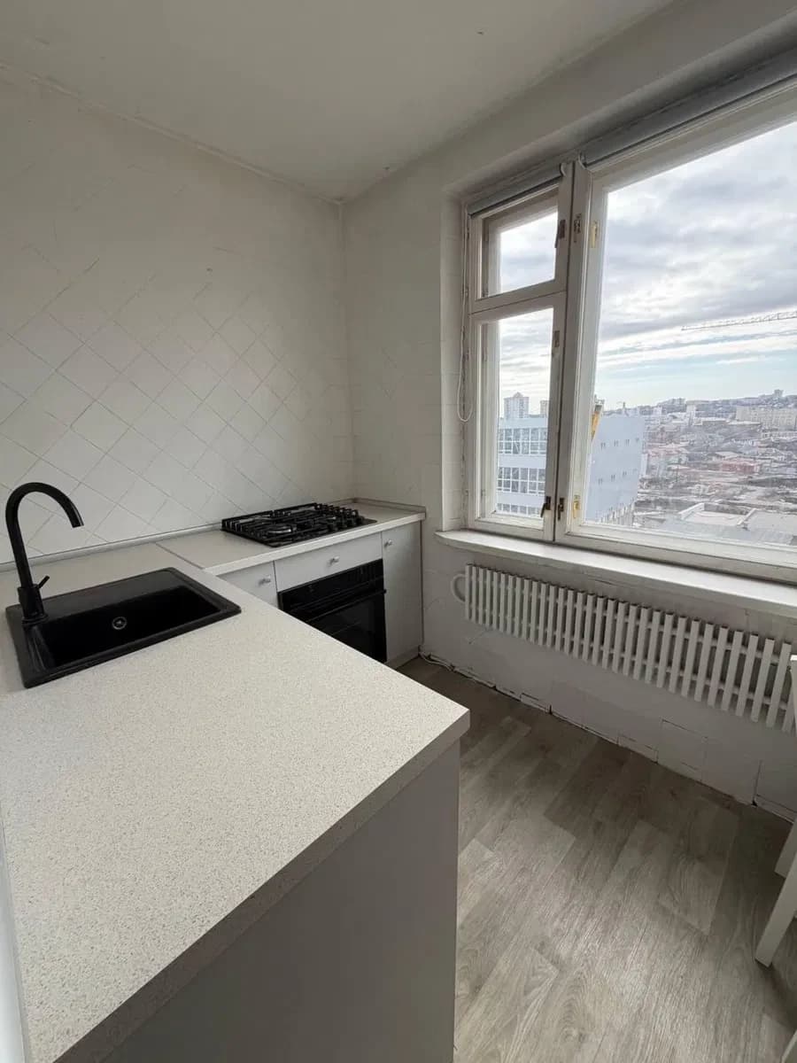 2-кімнатна квартира, Холодногірський: метро 5 хв, комора 5 м² - фото 1