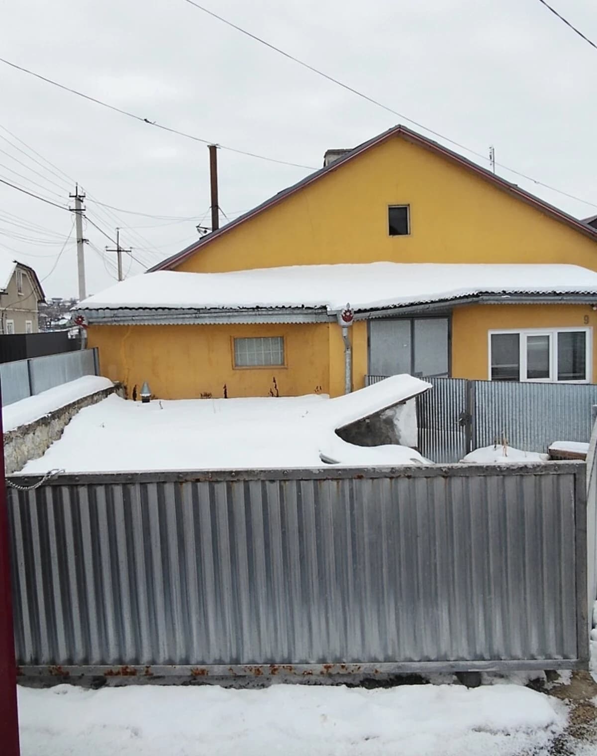 Частина будинку, Борщів: 1 спальня, гараж, інтернет без світла