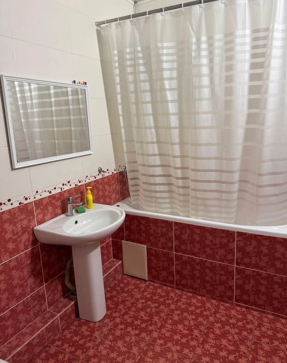 2-кімнатна квартира, Поділля: закритий двір, газова плита - фото 4