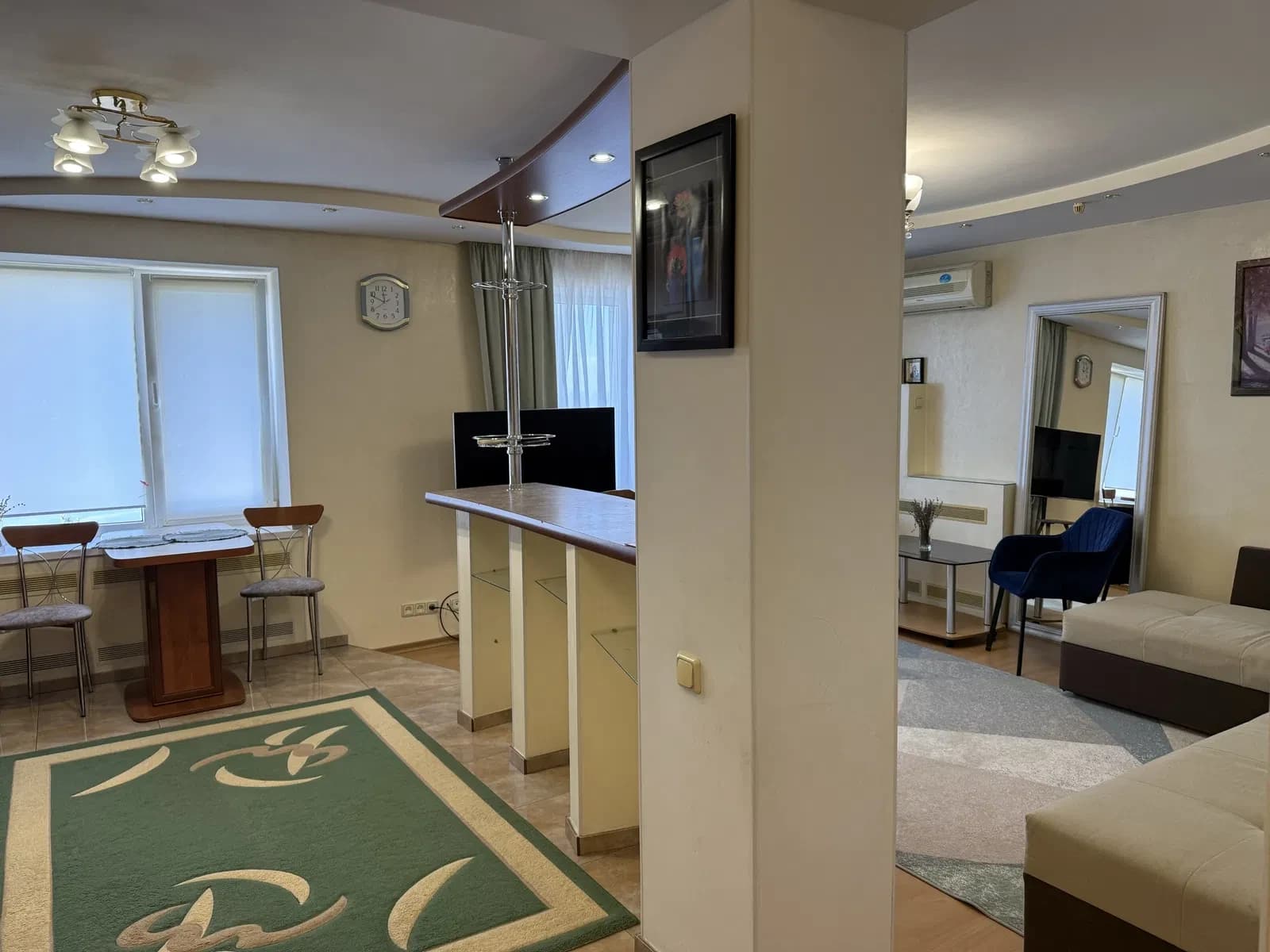 3-кімнатна квартира, Кременчук: вид на Дніпро, паркомісце, світло є завжди - фото 5