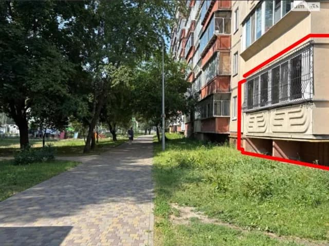2-кімнатна квартира, Бровари: косметичний ремонт, бойлер