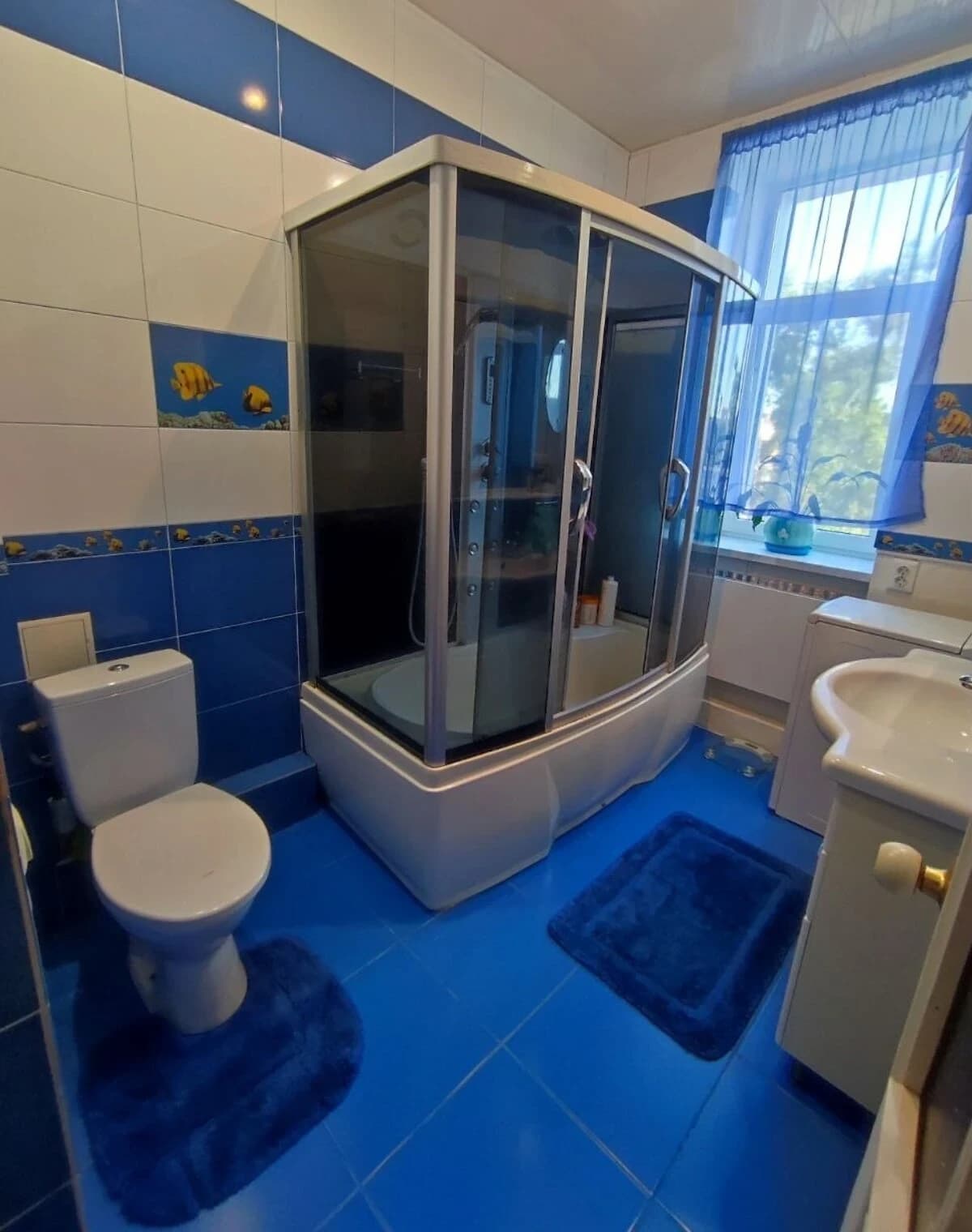 3-кімнатна квартира, Самар: сталінка, стеля 3.4 м, кодовий замок
