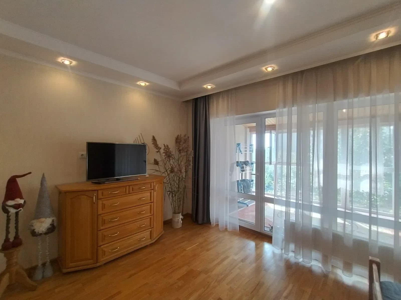 Котедж у ЖК Перший Парковий: тераса, горище, місце для авто - фото 5