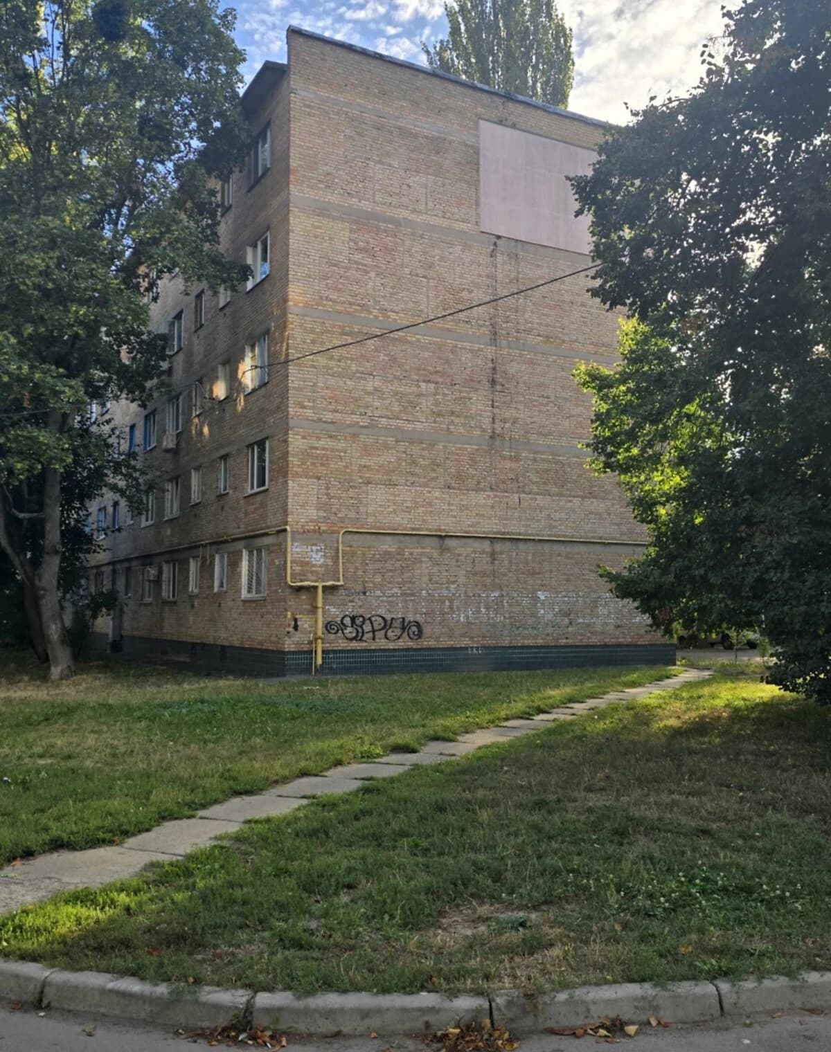 1-кімнатна квартира, Берковець: потребує ремонту, метро Нивки