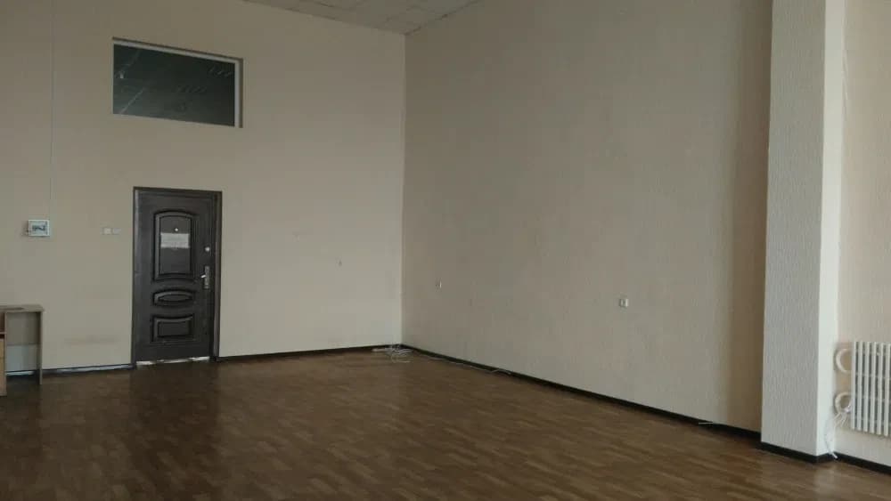 Приміщення у Слобідському: метро за 70 м, вантажні ліфти - фото 1