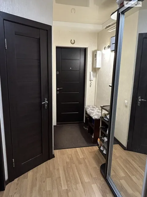 2-кімнатна квартира, Київ: євроремонт, бойлер - фото 2