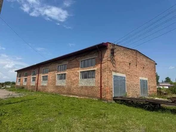 Склад, Острів: підвал 350 м², 50 кВт, паркувальне місце