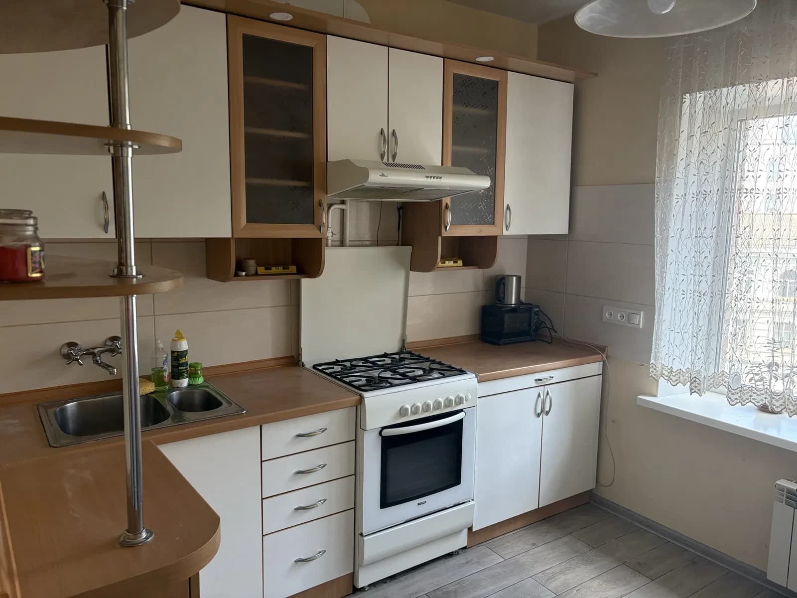 2-кімнатна квартира, Шевченківський: Майдан Незалежності, парковка - фото 1