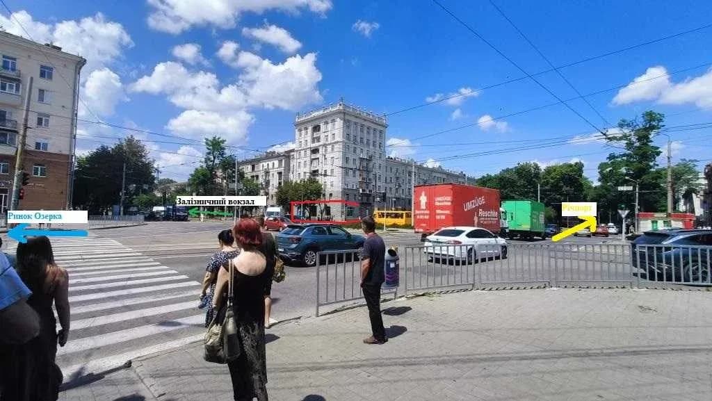 Магазин, Центральний: фасадне, біля Озерки, панорамні вікна - фото 5