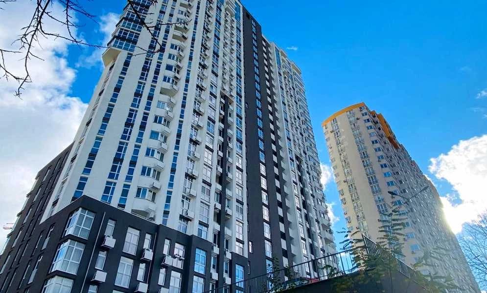 1-кімнатна квартира у ЖК Elyseum: авторський ремонт, вид на місто