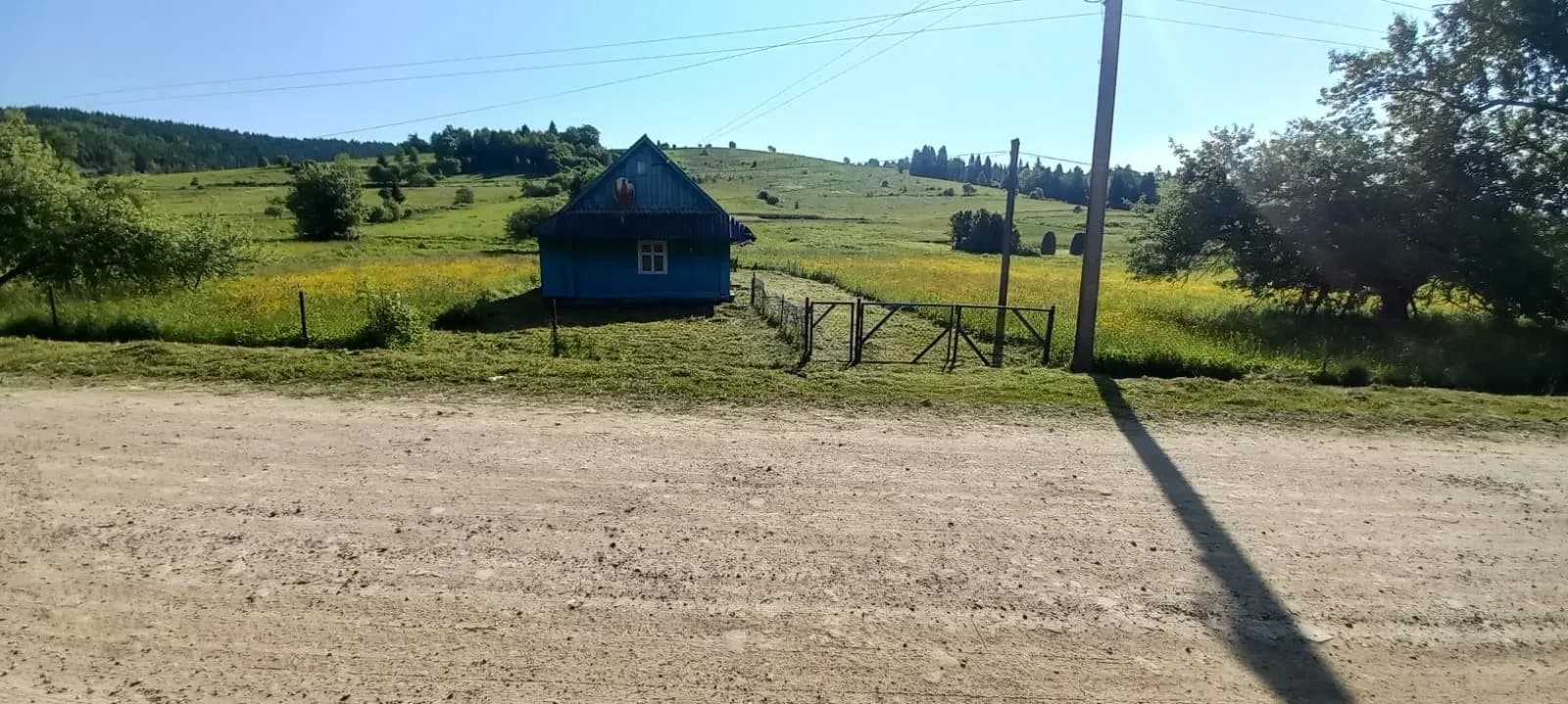 Будинок, Верхнє: 60 соток, гори, торг