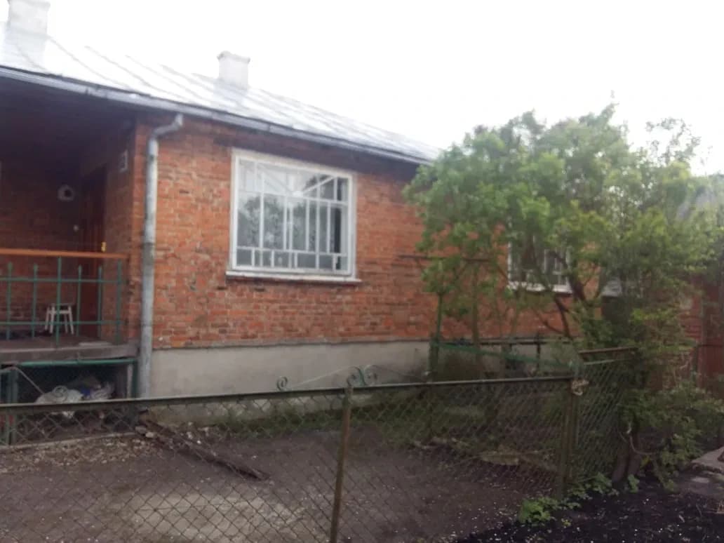 Будинок, Городок: 9 соток, цегляний, газове опалення - фото 3