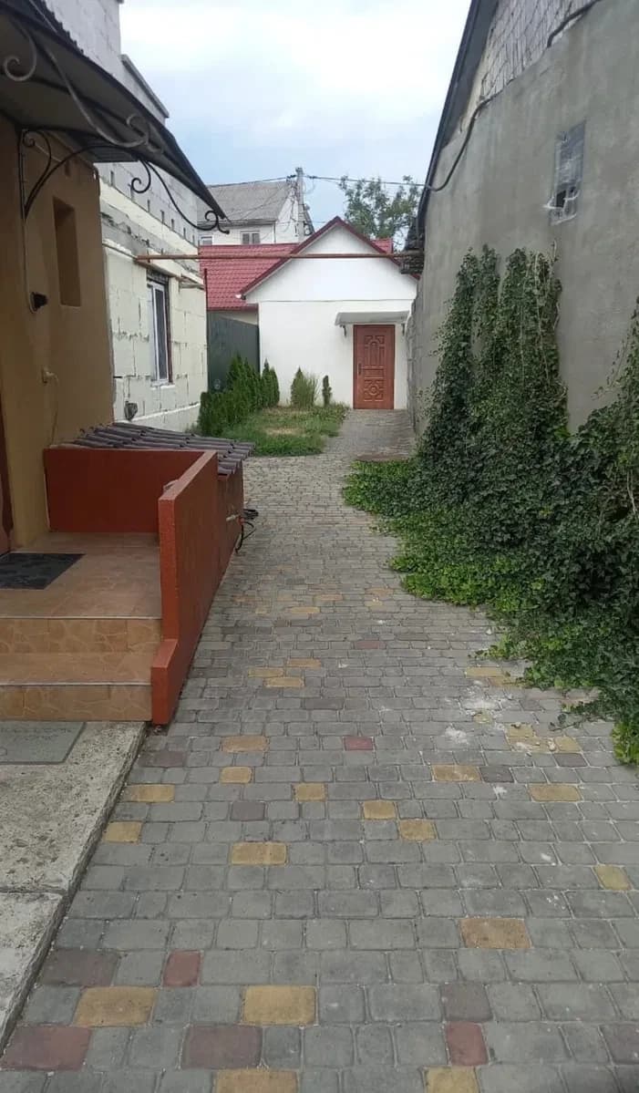 Будинок, Хуст: євроремонт, гараж, власне подвір’я - фото 4