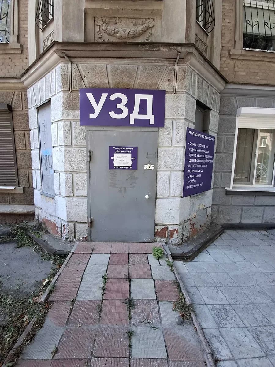Нежитлове приміщення, Шевченківський: фасадне, окремий вхід, є орендар - фото 1