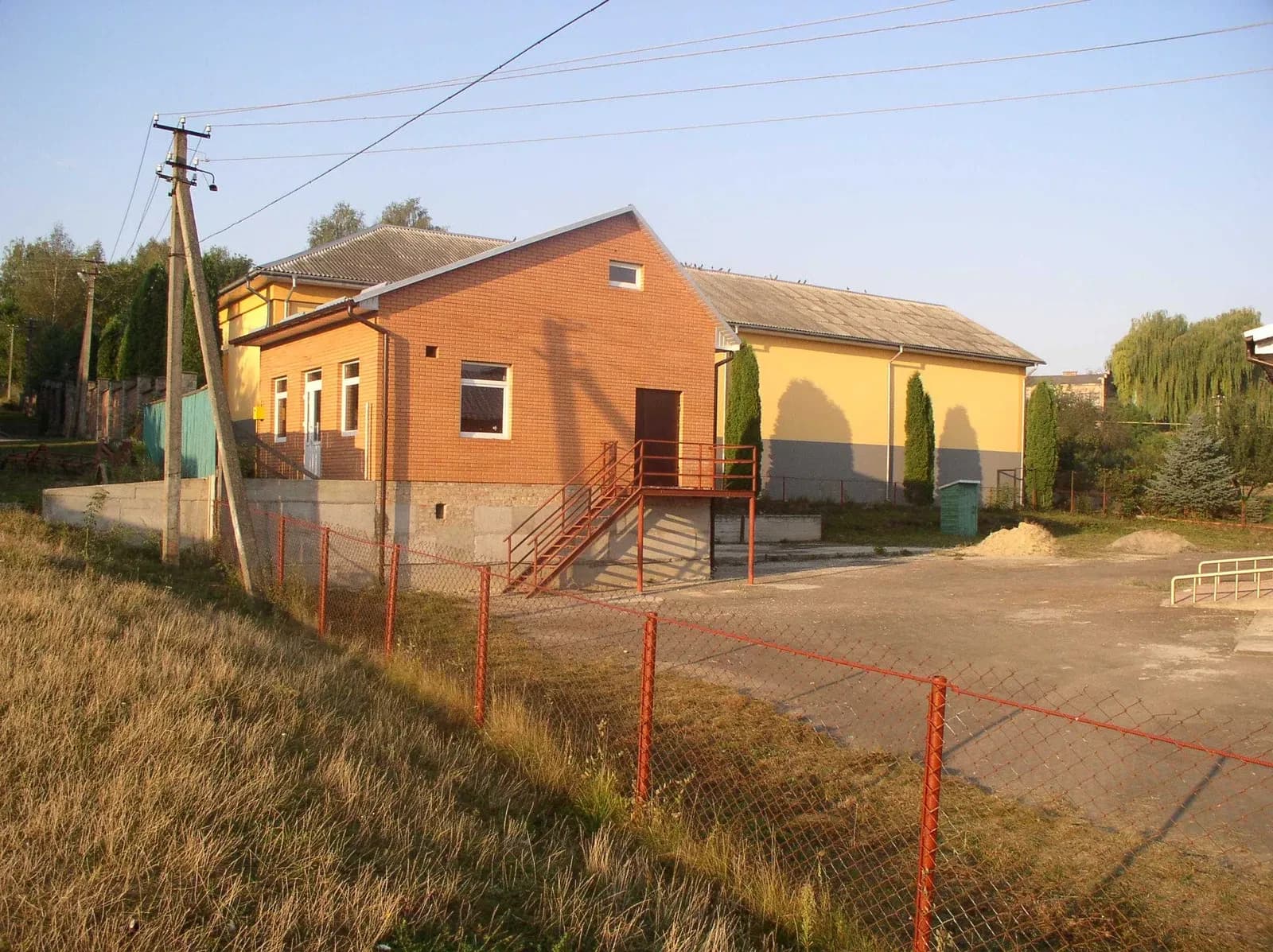 Виробничо-складська база, Обарів: рампа, об'їзд для тірів - фото 5