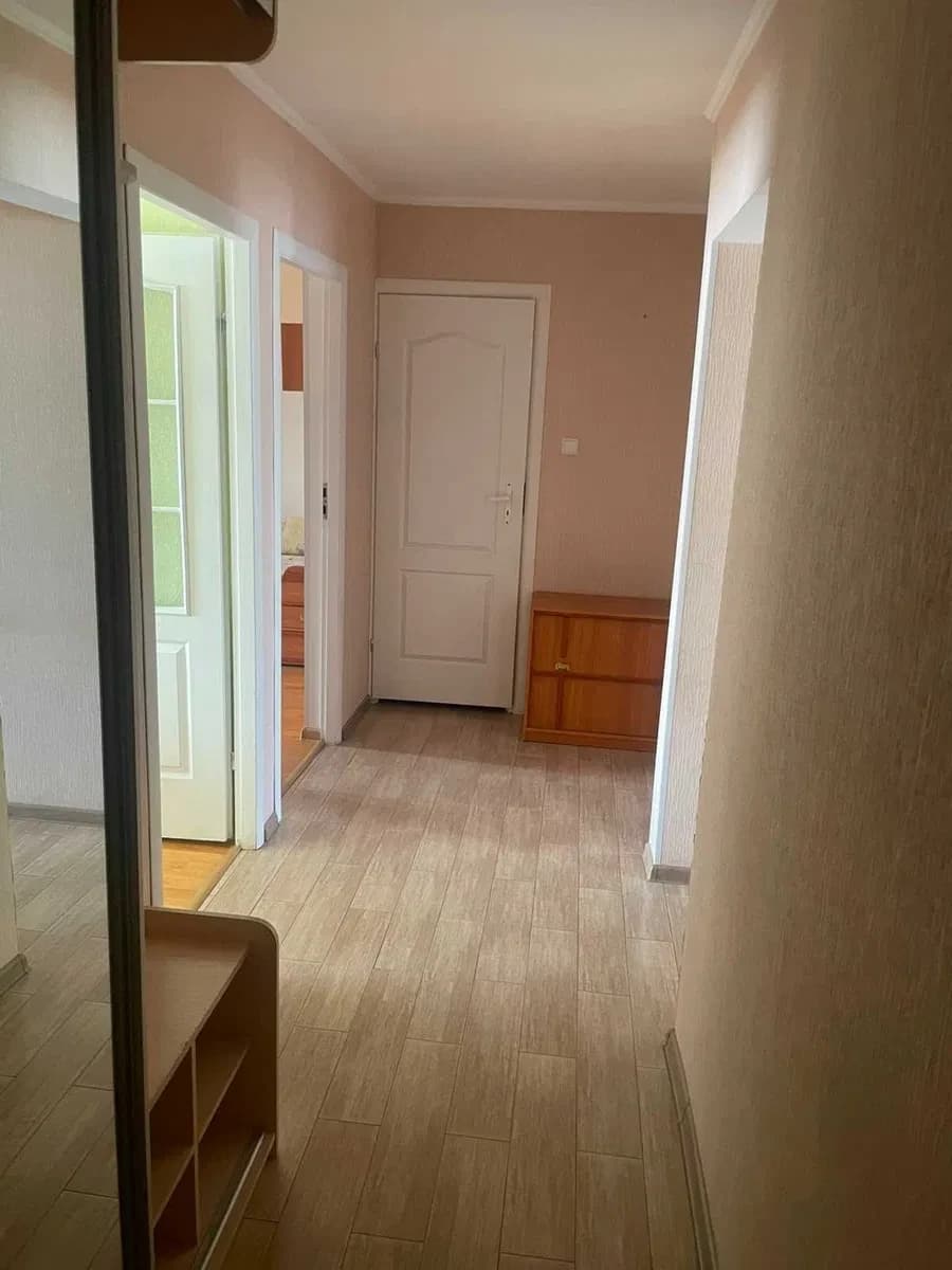 3-кімнатна квартира, Голосіївський: метро за 3 хв, лише сім’ям - фото 2