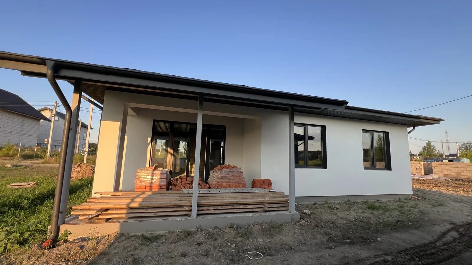 Будинок у ЖК Беверлі хіллс: світло 16 кВт, тераса 18 м² - фото 2
