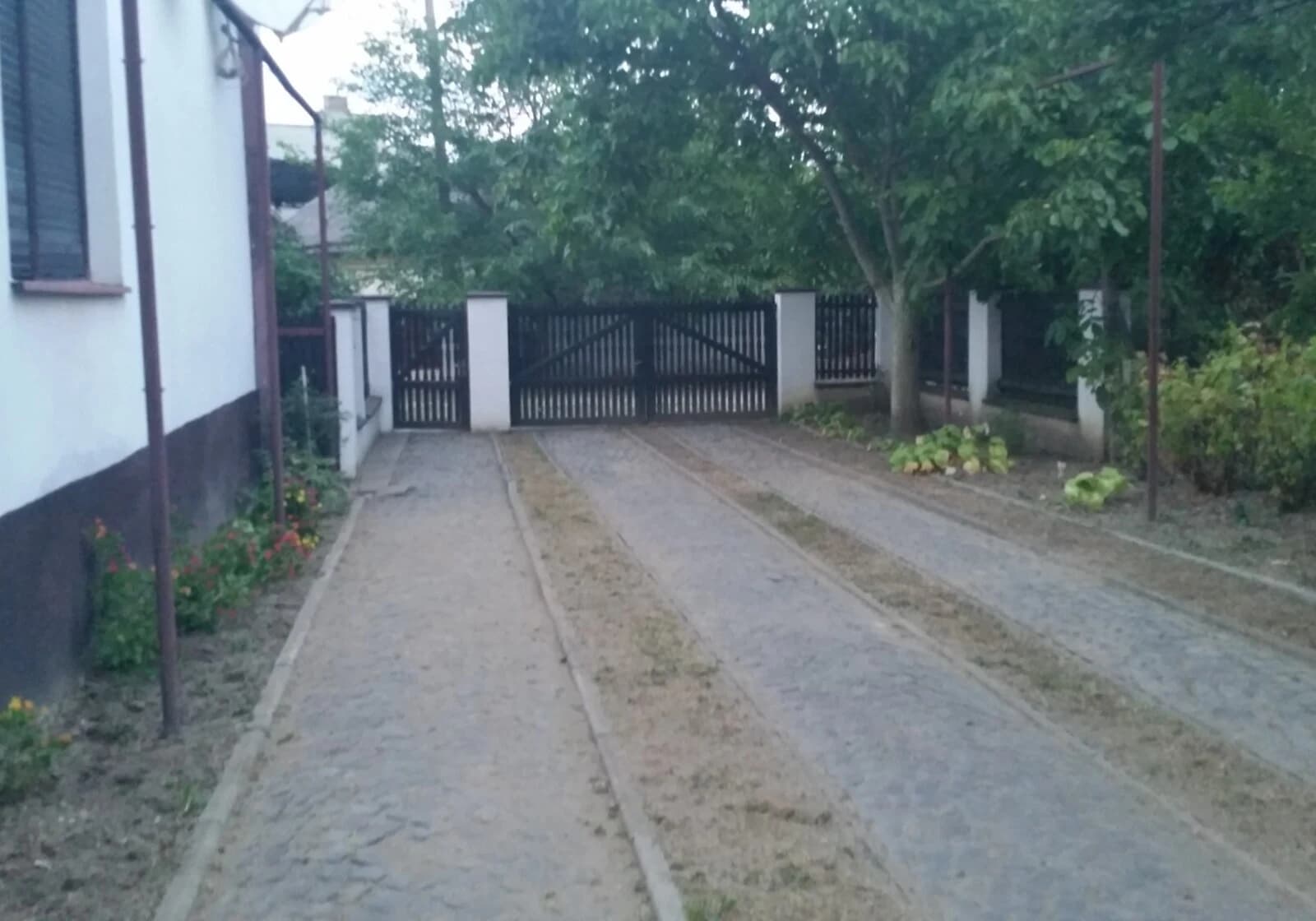 Будинок, Боржава: веранда, гараж, резервне живлення - фото 5
