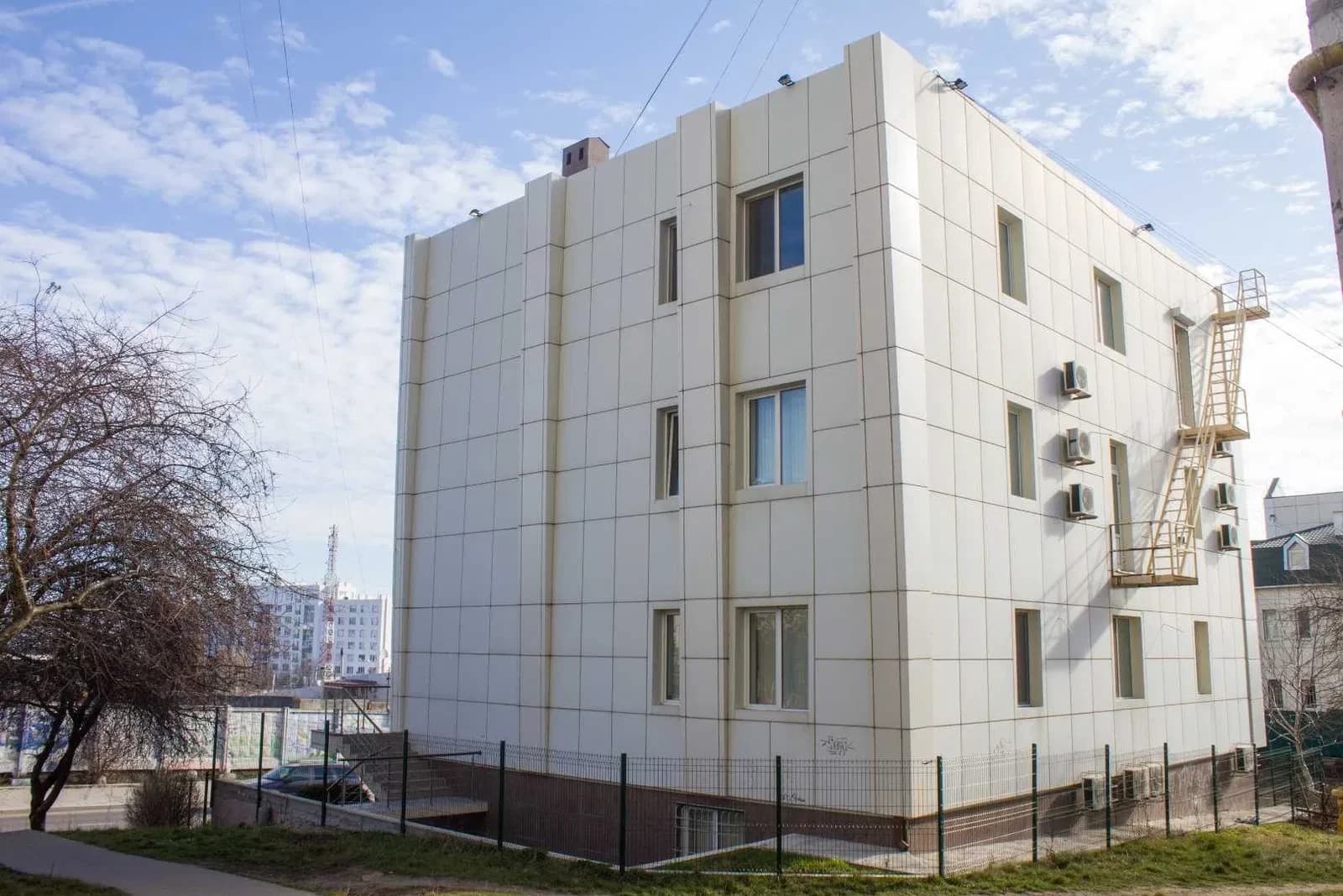 Бізнес-центр, Чорноморськ: вид на море, парковка на 10-12 місць - фото 2
