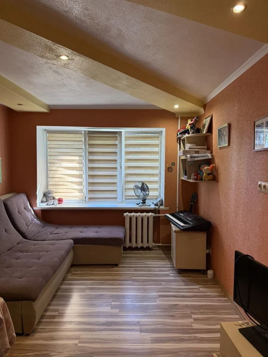 2-кімнатна квартира, Подільський: стіни 60 см, кухня 10 м² - фото 4