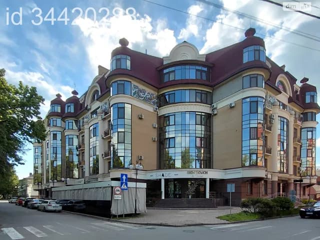 2-кімнатна квартира, Центр: кухня-студія, євроремонт, укриття в будинку