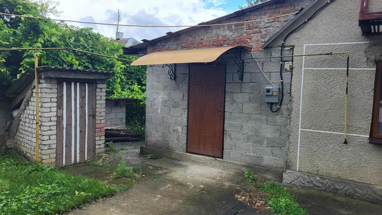 Будинок, Жванець: газифікований, 21 соток, сад і город
